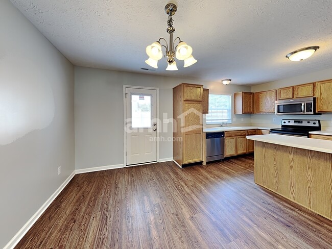Photo - 5956 Crosscut Ln
