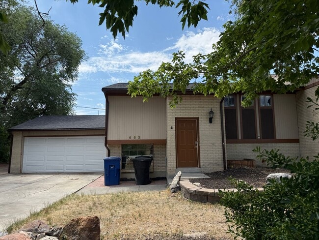 Photo - 680 E Malibu Dr