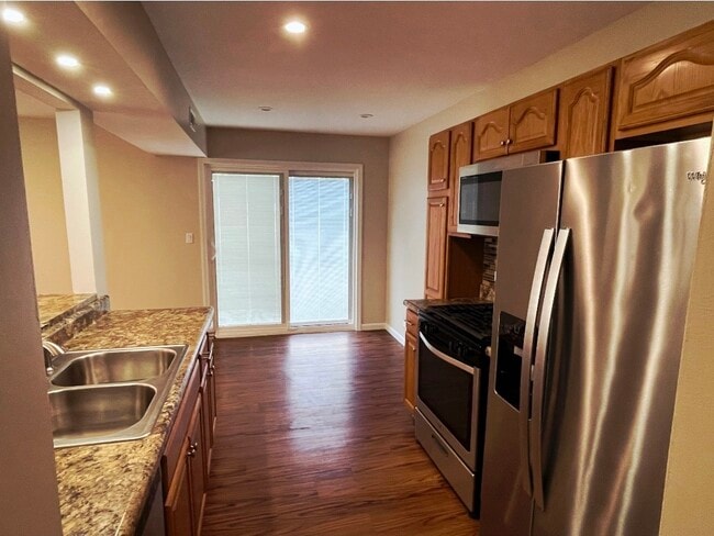 Photo - 228 N Waterford Dr