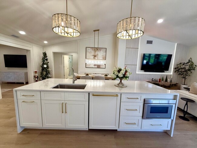 Photo - 1770 NW 22nd Ave