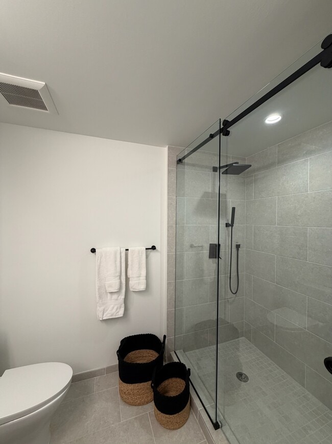 Photo - 1690 NW 28th Ave Unit 3G