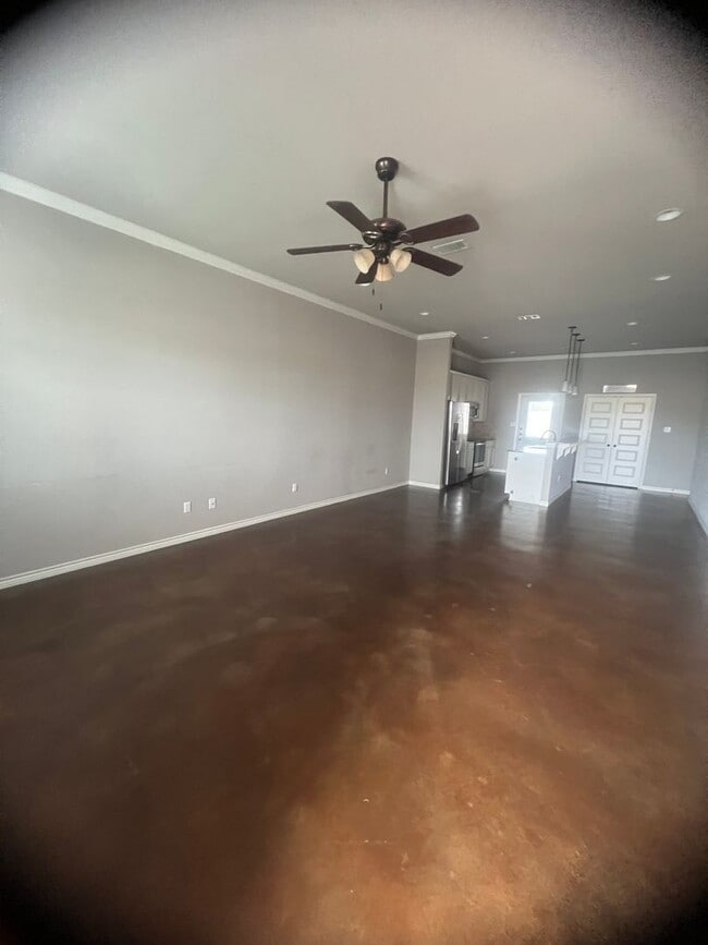 Photo - Duplex China Spring