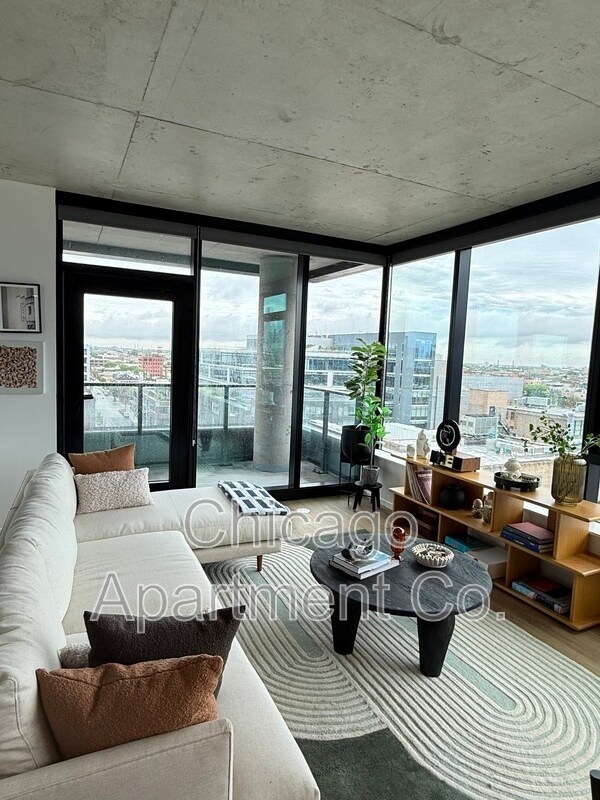 Photo - 224 N Elizabeth St Unit 411