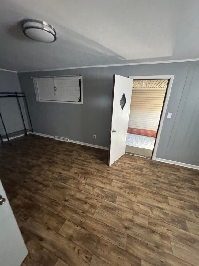 Photo - 6047 Suits Rd