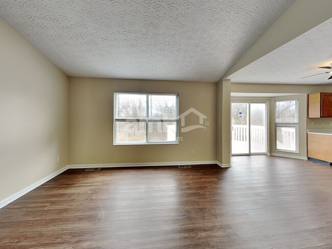 Photo - 3289 Summitrun Dr