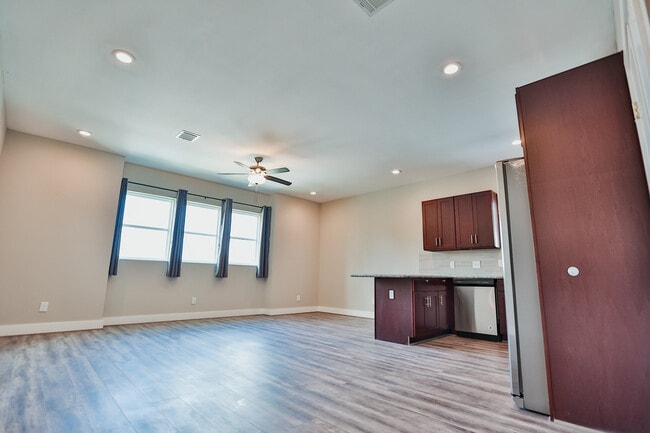 Photo - 3245 Dixie Dr Apartment Unit B