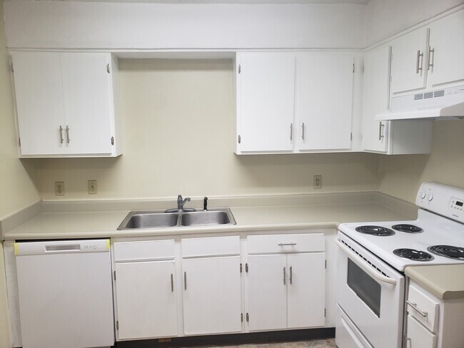 Photo - 52 5th Ave Unit 52 C 5th Ave