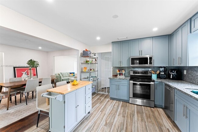 Photo - 2311 SW 2nd St