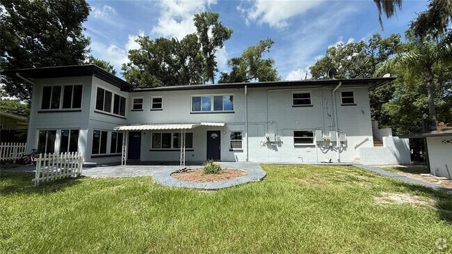 Building Photo - 1148 W Lakeview Cir Rental