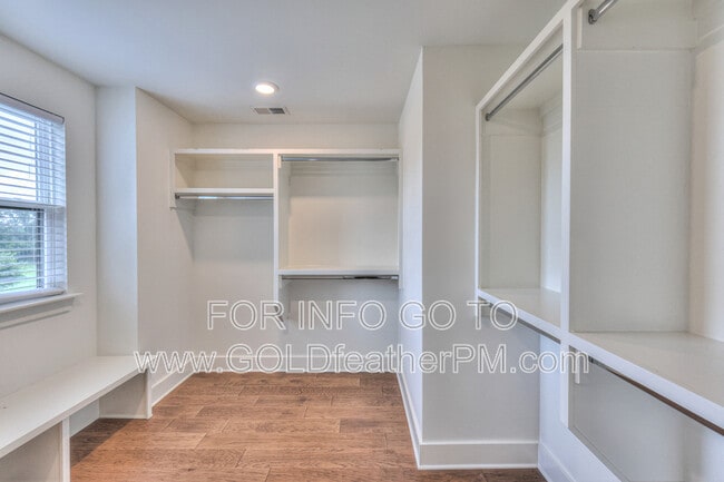Photo - 253 Riverside Dr