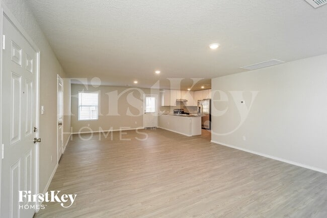 Photo - 10762 Prusiner Dr