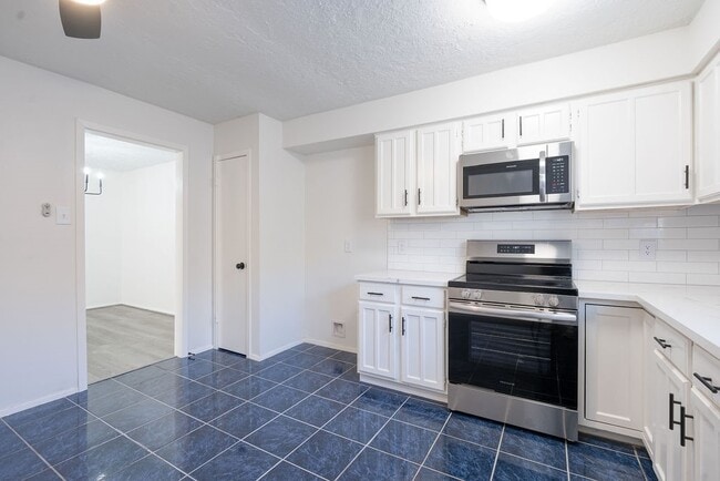 Photo - 16127 Olive Glen Dr