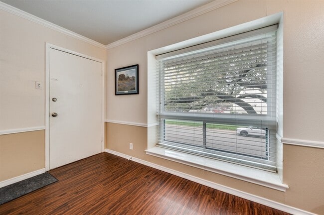 Photo - 10029 Regal Park Ln Unit 212C