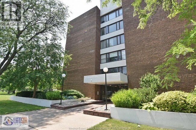 Photo - 2144 Pelissier St Unité 503