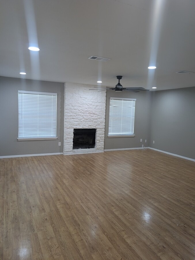 Photo - 9005 Curlew Dr