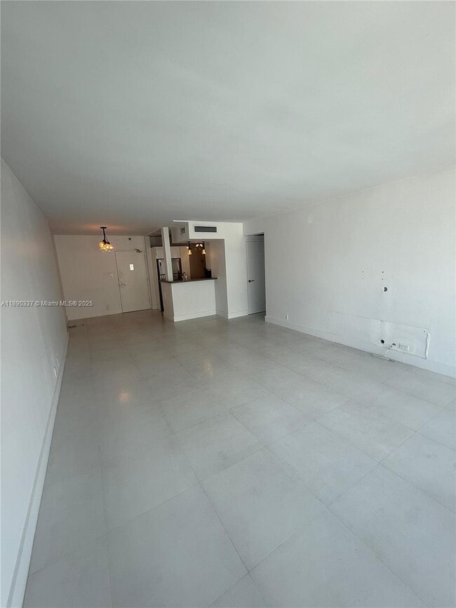 Photo - 1200 West Ave Unidad 1520