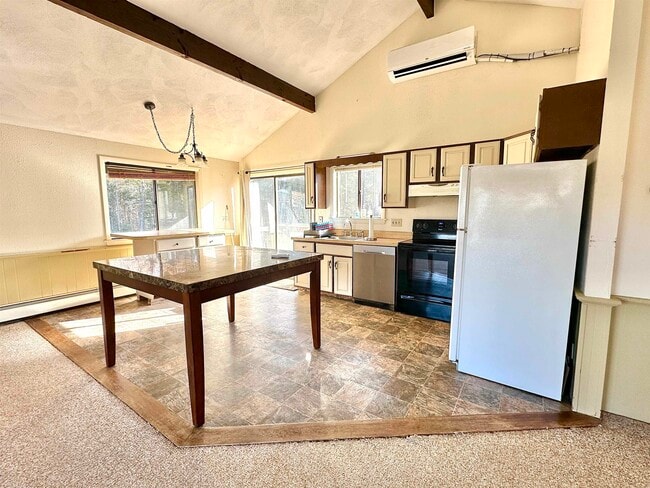 Photo - 253 Linderhof Strasse