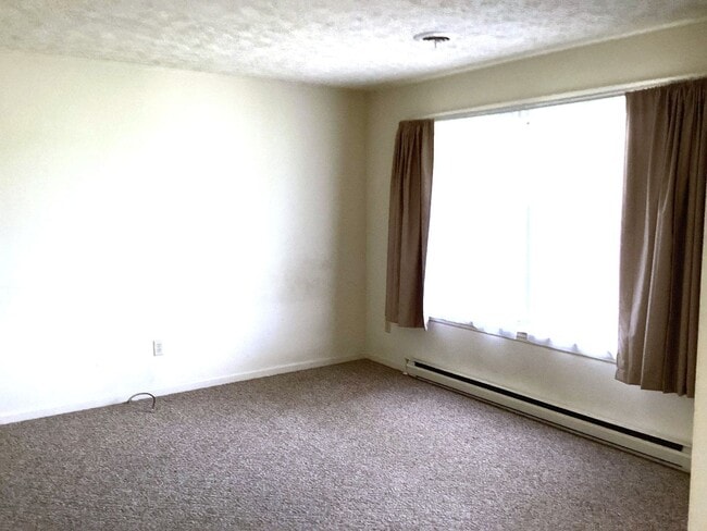 Photo - Spacious 3-Bed, 2.5-Bath Ranch-Style Home ...