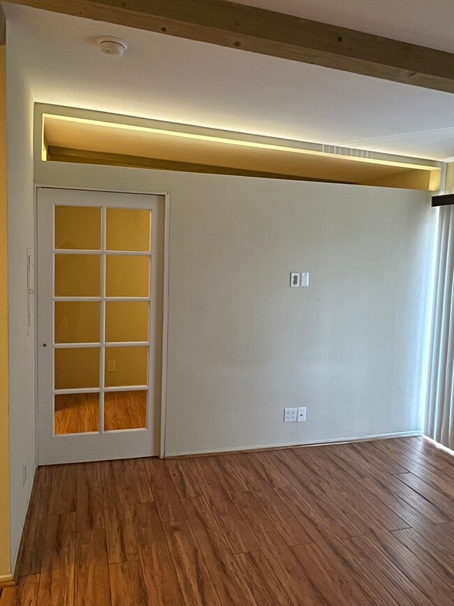 Photo - 20234 Cantara St Unidad 334