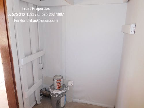 Photo - Great 3/1 with large yard close to NMSU