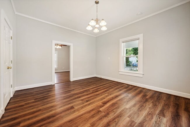 Photo - 2607 W Knox St