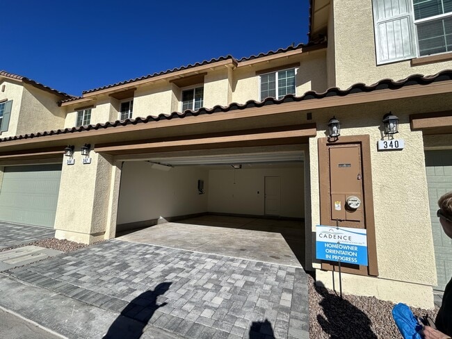 Photo - 342 Pacific Sparrow Avenue