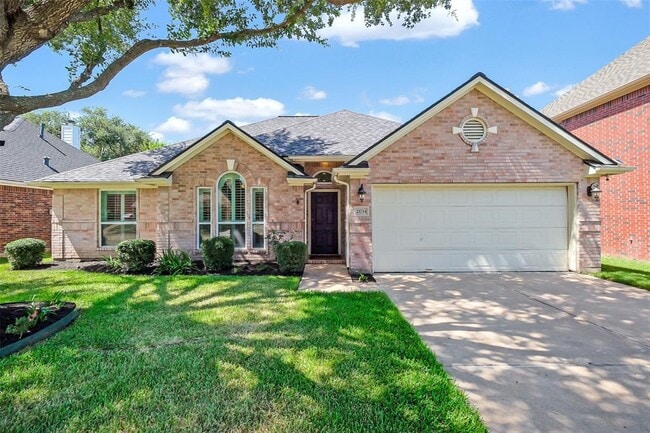 Building Photo - 21734 Maple Bluff Dr Rental