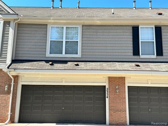 Photo - 2354 Pinecroft Dr