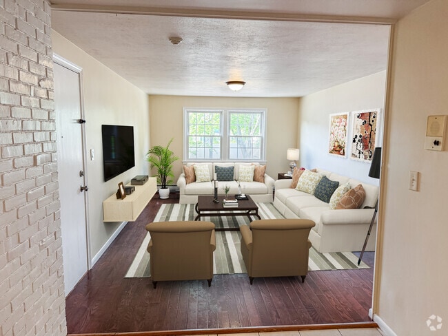 Building Photo - 17 Sinai Cir Unit B9 Rental