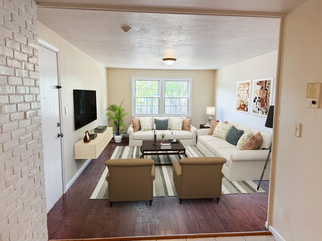 Photo - 17 Sinai Cir Condo Unit B9