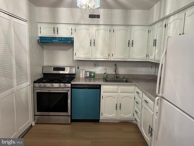 Photo - 809 Red Lion Rd Unit B36
