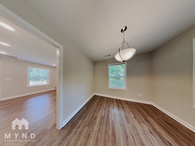 Photo - 1220 Jenkins Dr