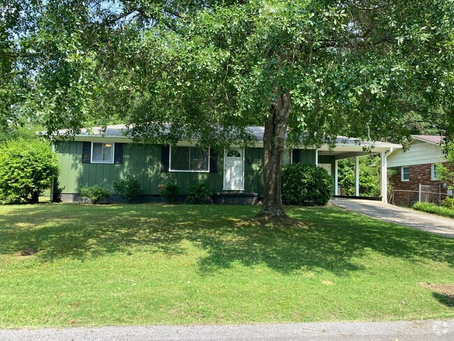 Building Photo - 3/1 House in South Rome- $1,195