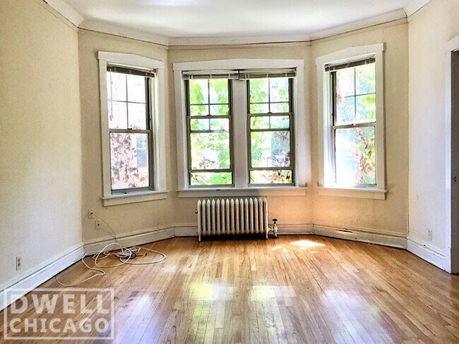 Photo - 1037 W North Shore Ave Apartments Unit 1