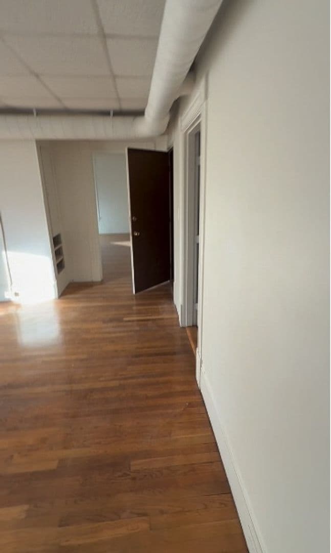 Photo - 715 Union St