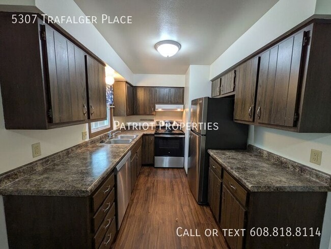 Building Photo - 5307 Trafalger Pl