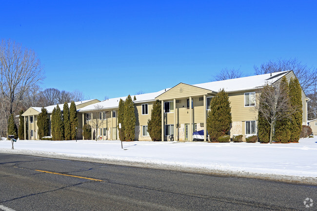 Photo - Bree Manor Apartments
