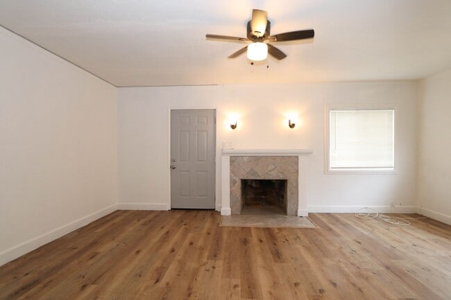 Photo - JV3701 RUBS Unidad 3701