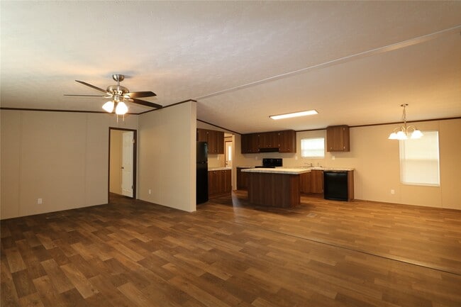 Photo - 16501 E Emerson Cir