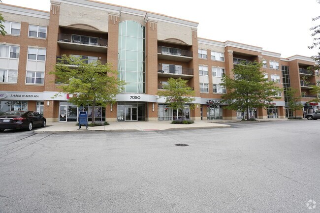 Photo - Tinley Pointe