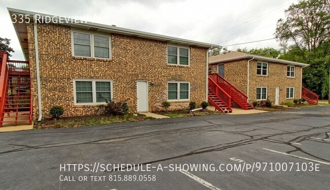 Photo - 335 Ridgeview Ave