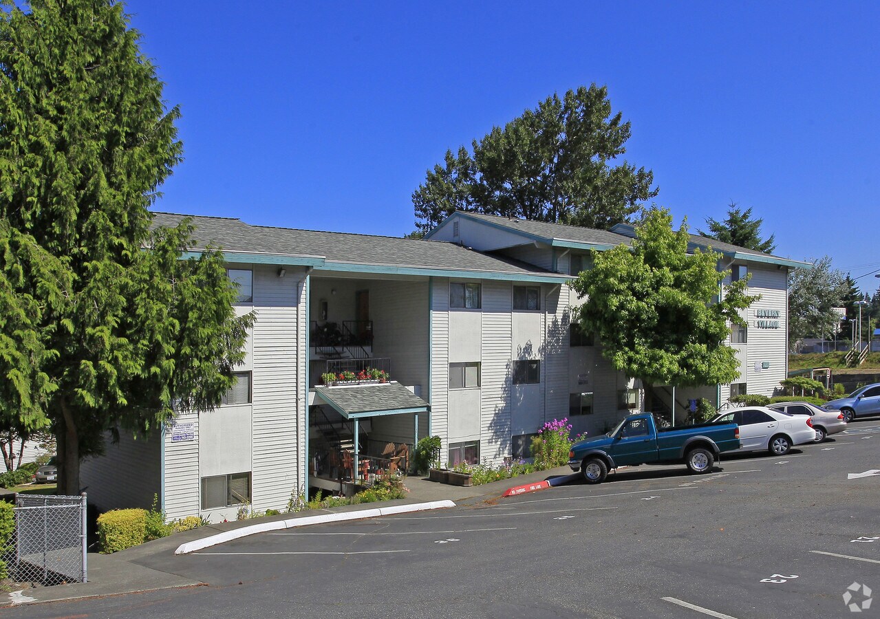 Beverly Village Apartments - Beverly Village Apartments