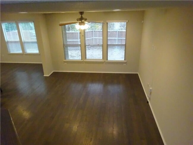 Photo - 9405 Tanager Way