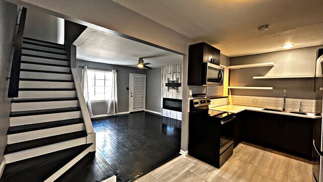 Photo - 1850 Portsmouth St Unit D