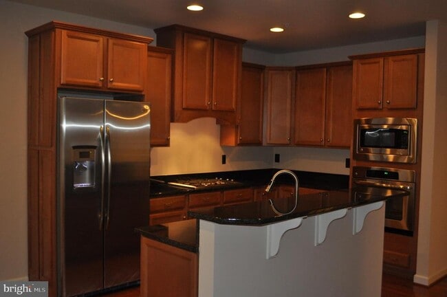 Photo - 346 White Ash Pl