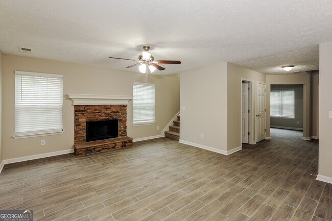 Photo - 506 Stonecrest Pl