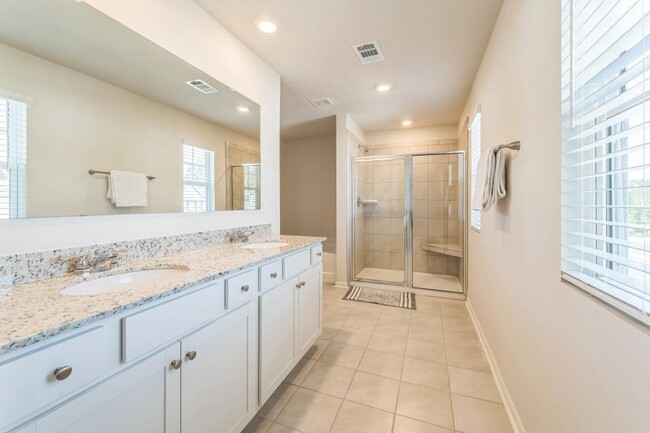 Photo - 7595 Jennadee Dr Casa