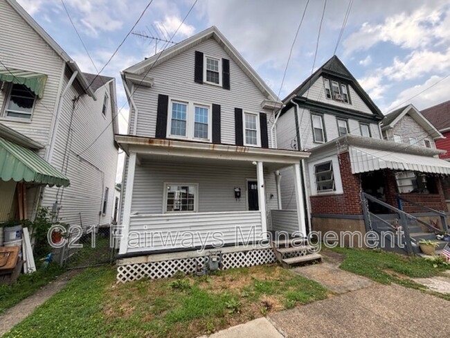 Photo - 634 Sixth Street