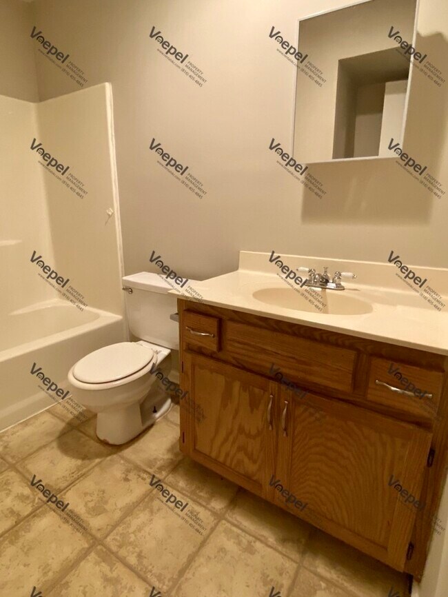 Photo - 2 Bedroom 1 Bath Duplex Apartment