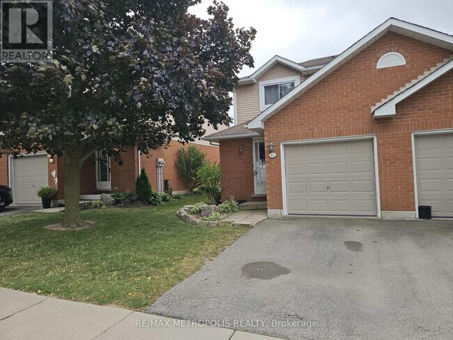 Photo - 386 Highland Rd W